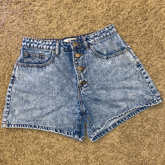 Forever 21 Pants - Shorts